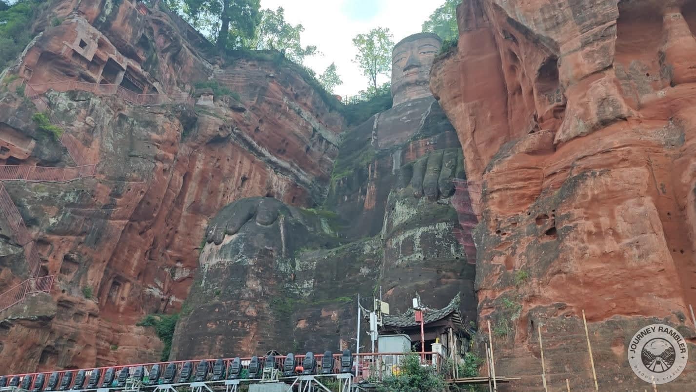 you can fully see the Buddha’s face