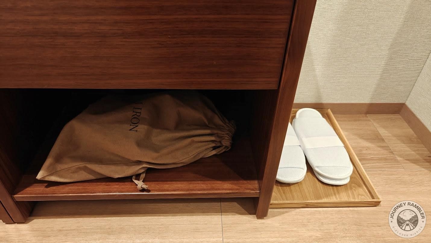 Fresh bedroom slippers