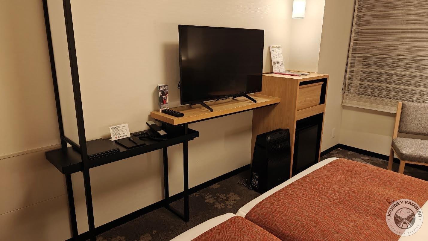 TV was set up right across from the beds