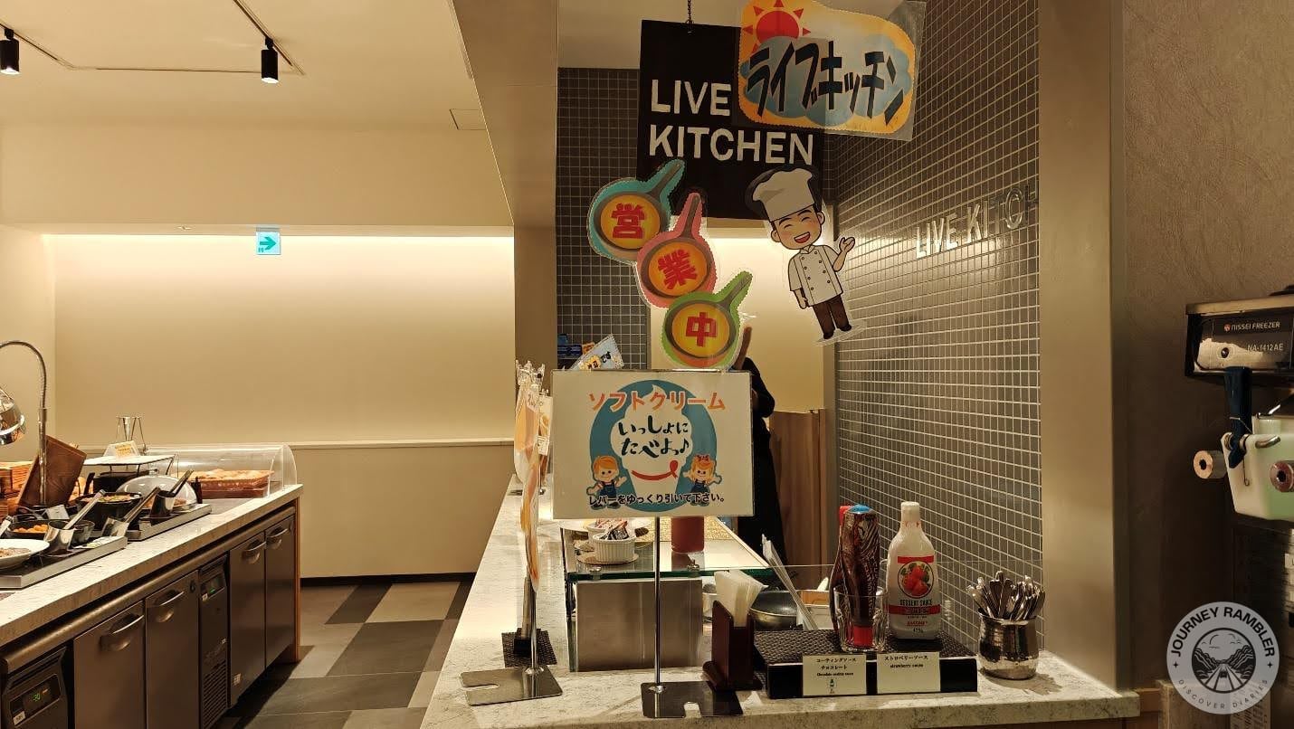 live kitchen