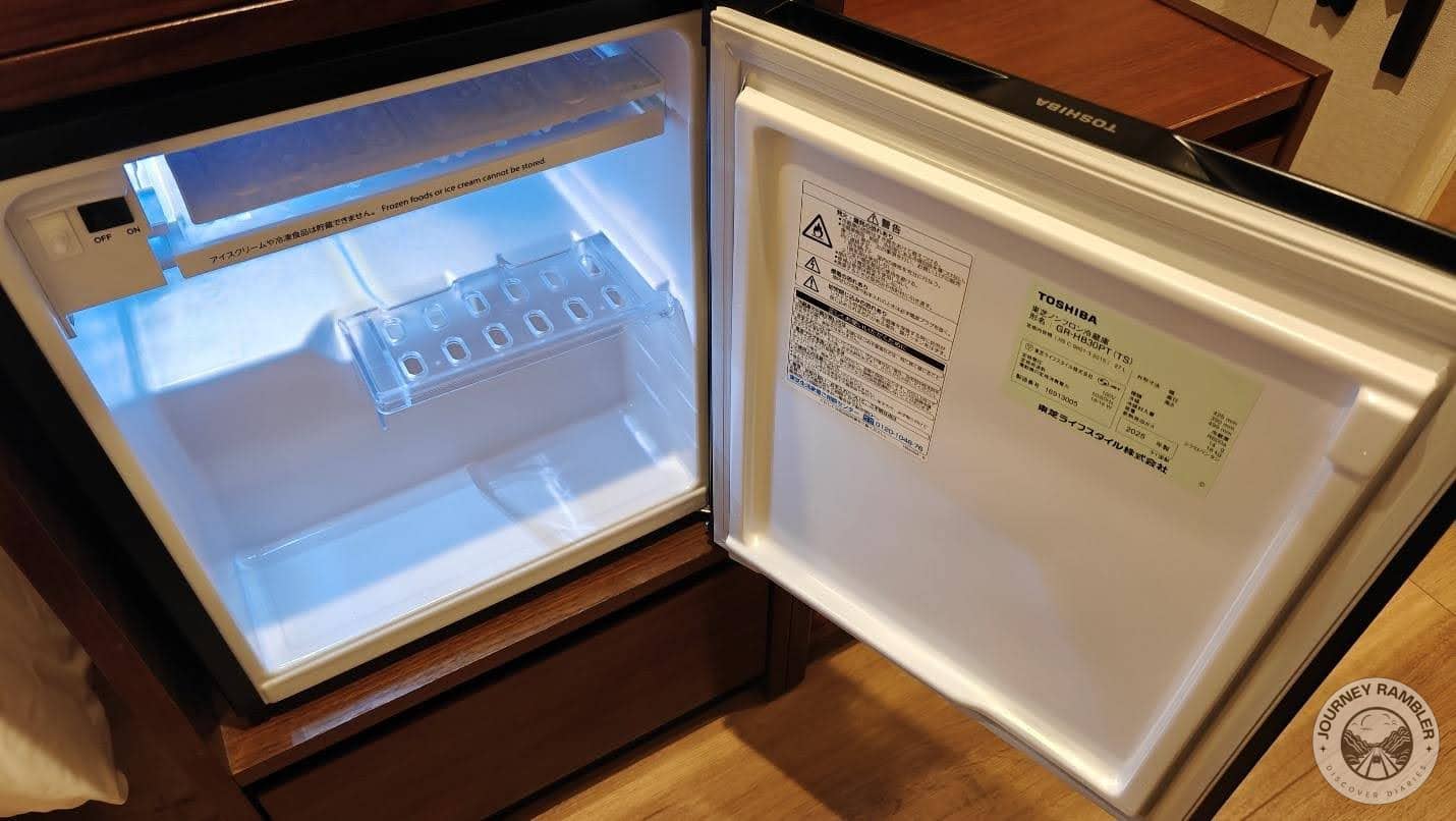 mini refrigerator was completely empty