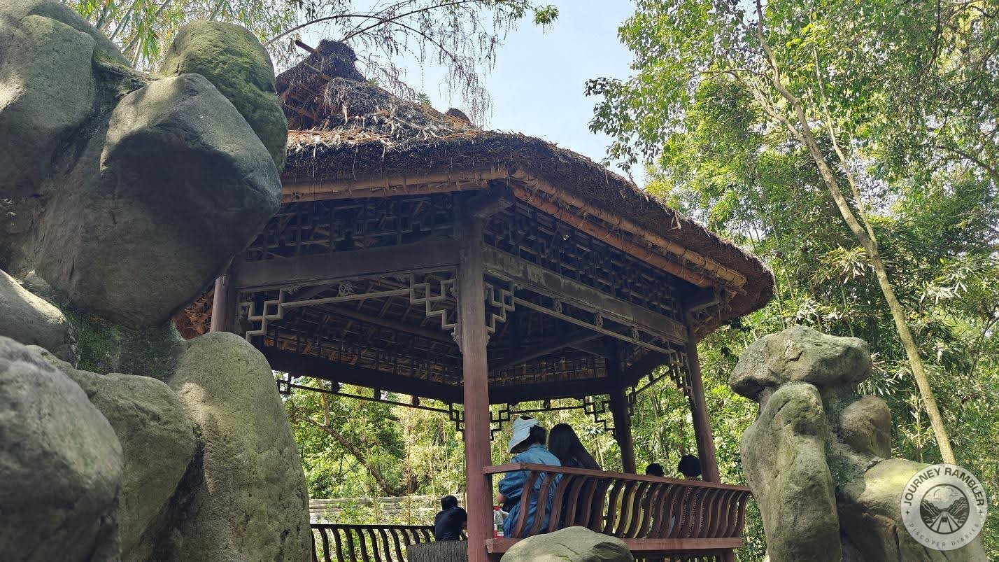 people on the Fragrance Pavilion
