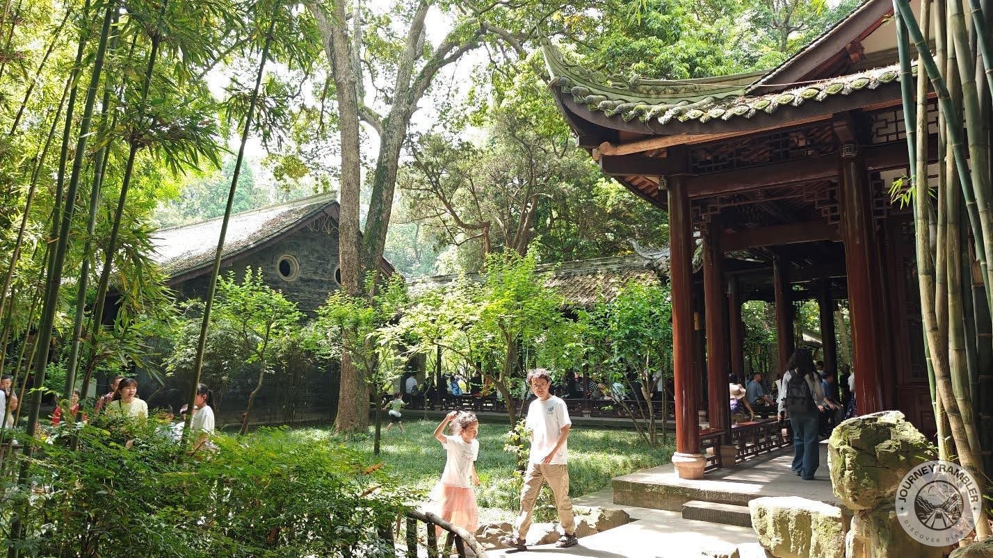 people on the Waterside Balustrade