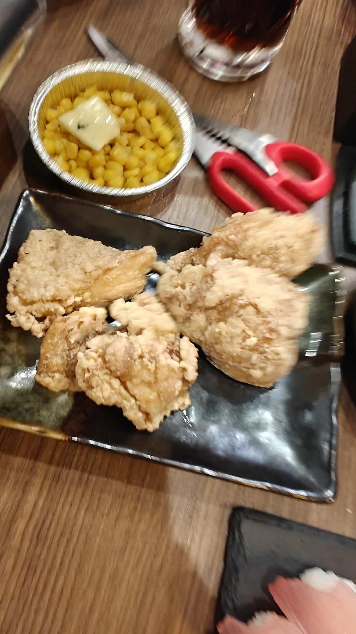 Fried chicken with corn and butter