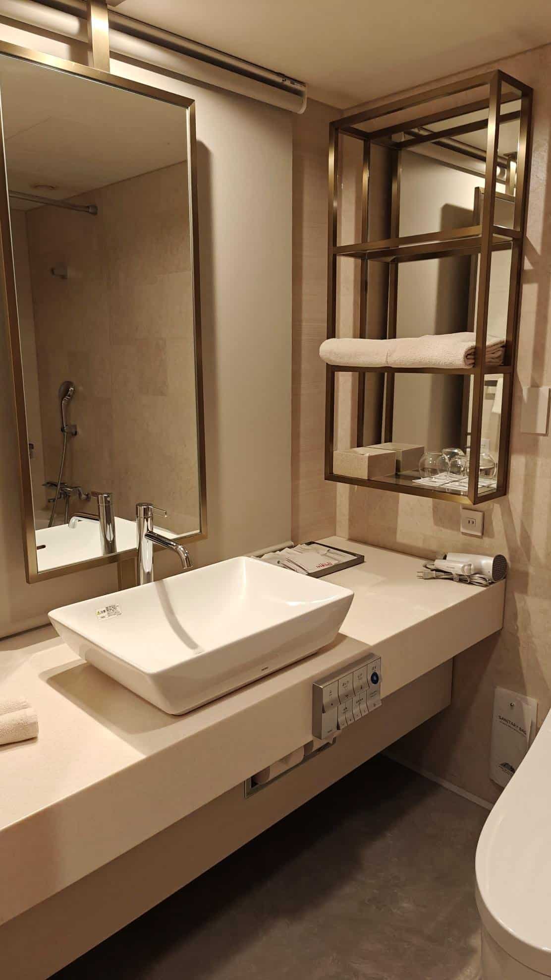 Modern bathroom with sink and mirror