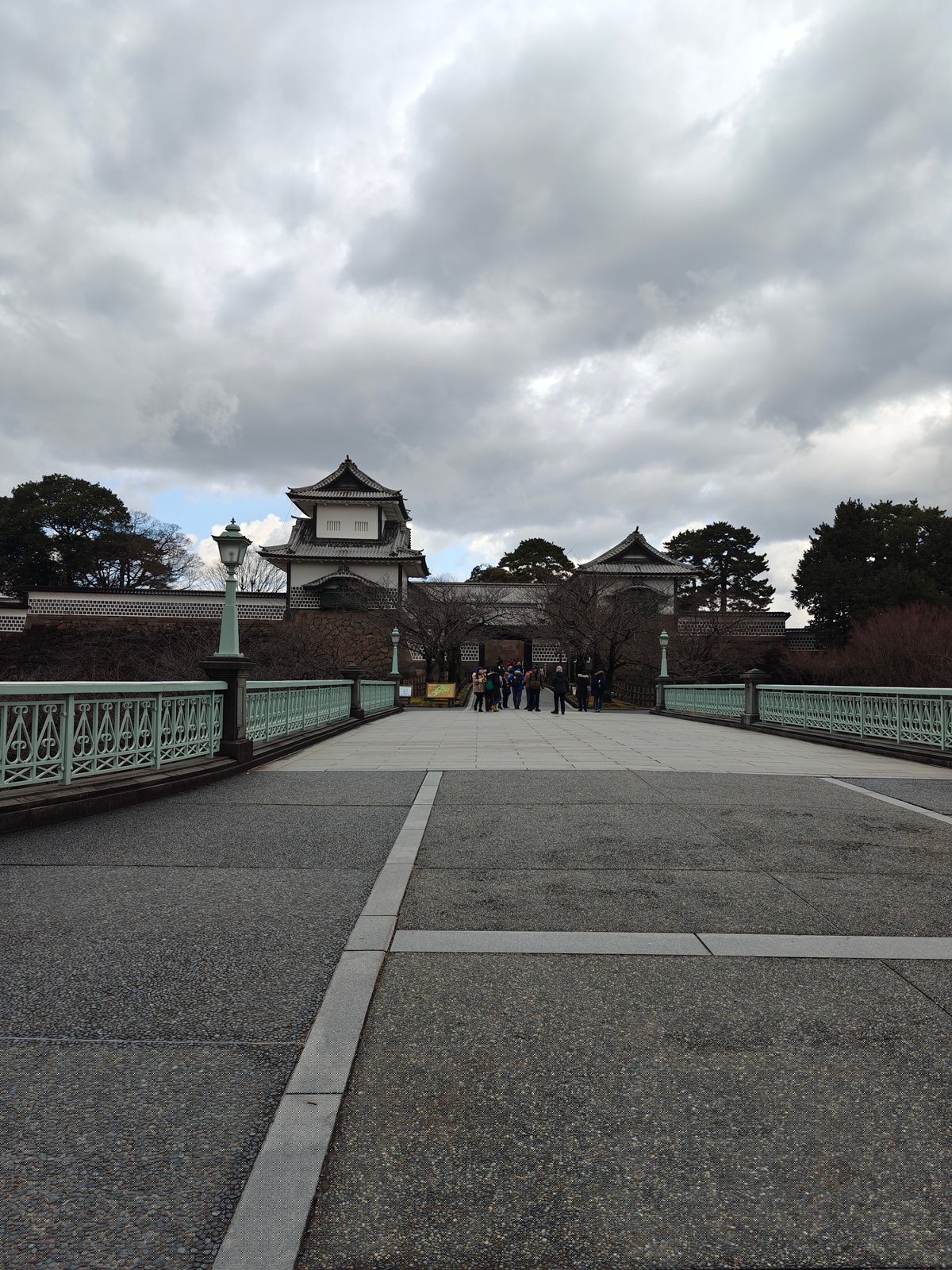 Approach bridge to Ishikawa-mon