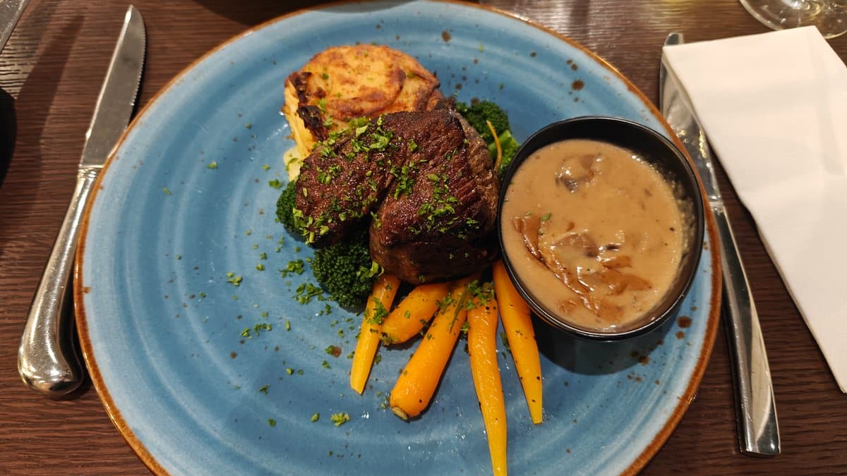 Braised beef Garden Court