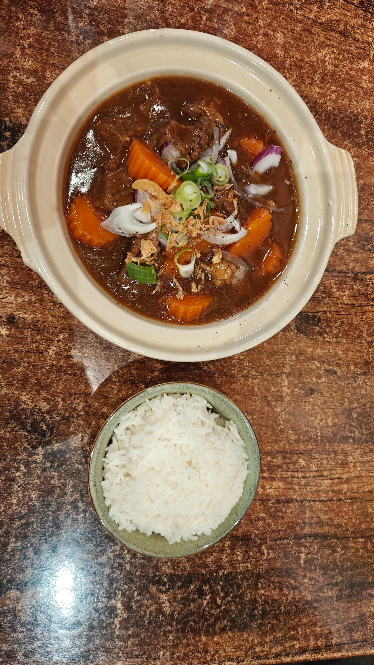 Braised beef stew claypot