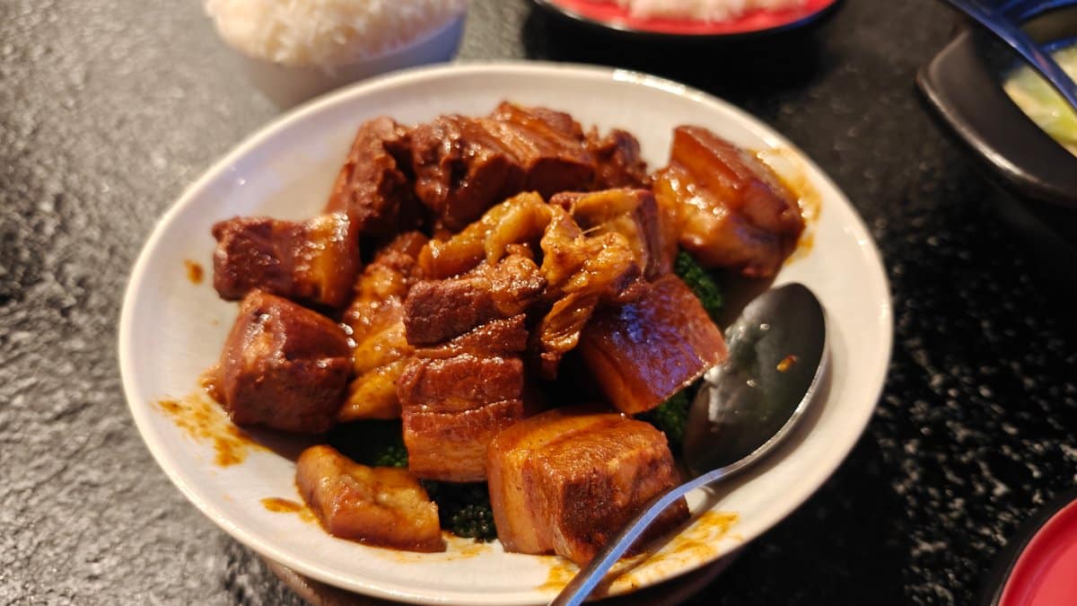 Braised pork belly cubes