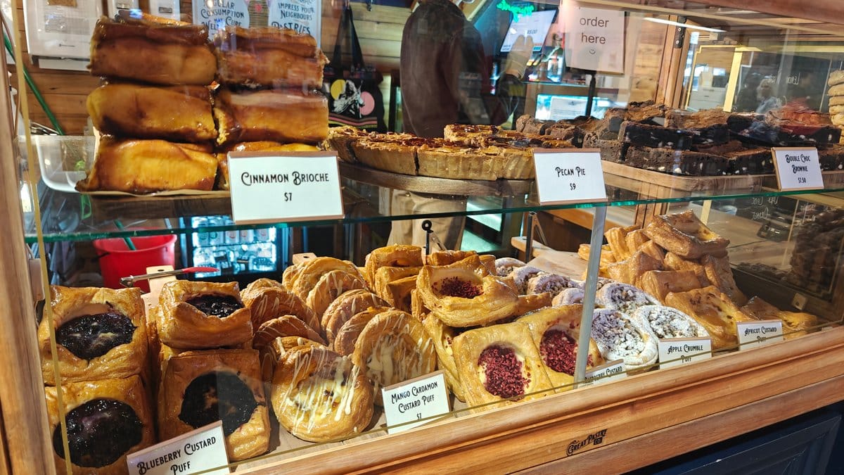 Cinnamon scrolls and danishes