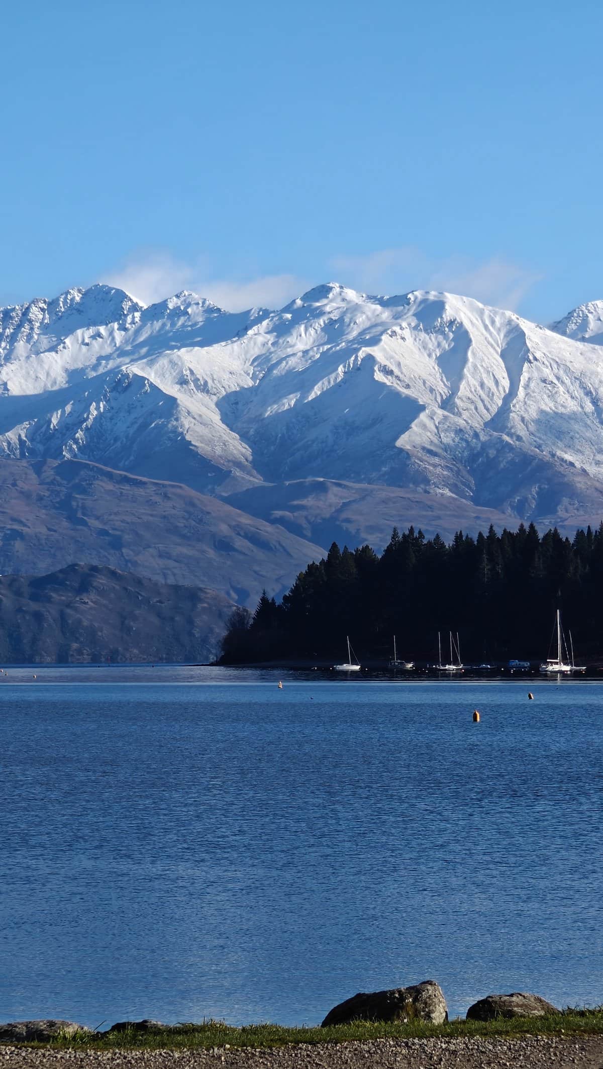 Classic Lake Wanaka view on a clear morning