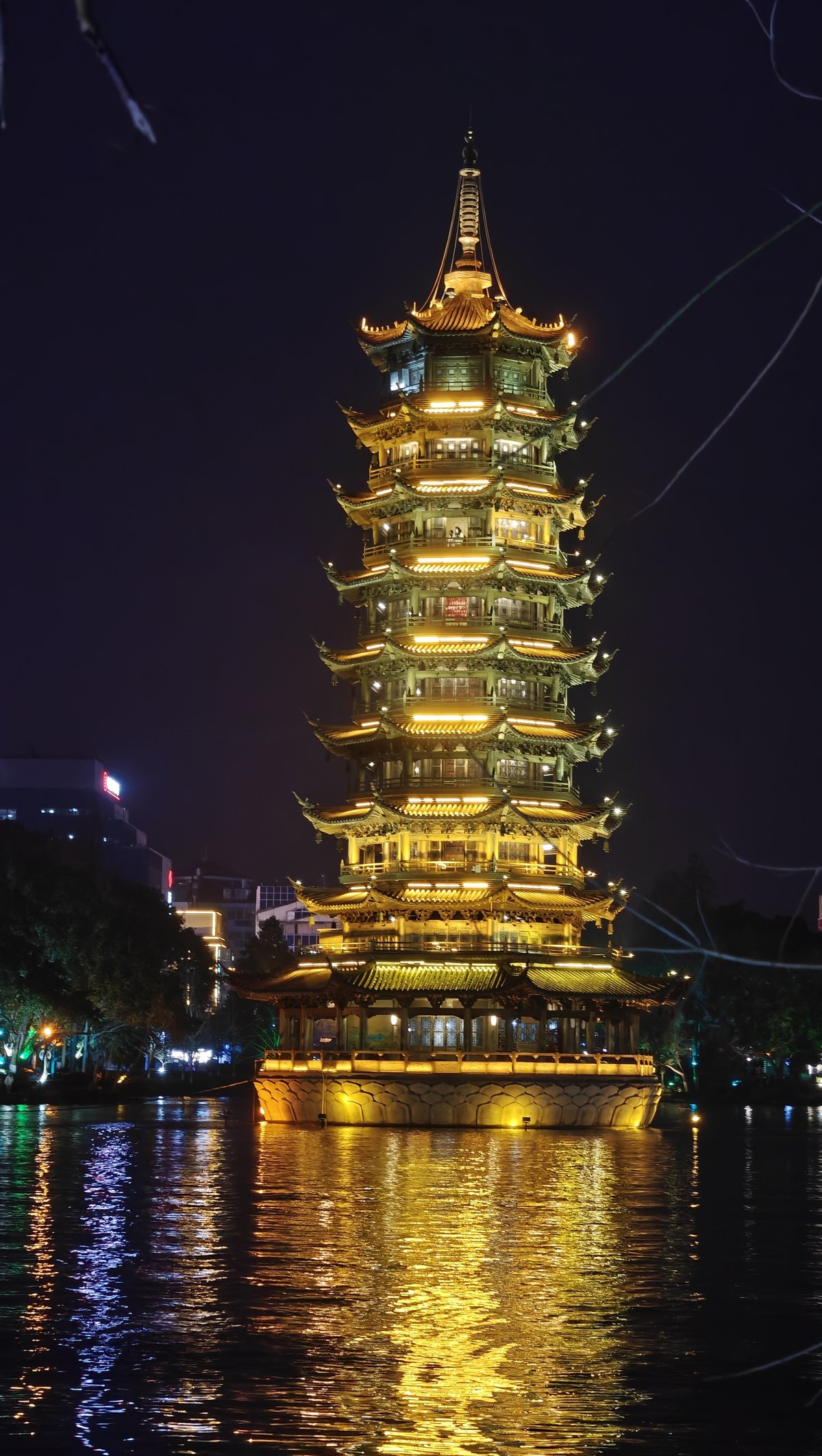 Golden Sun Pagoda close-up