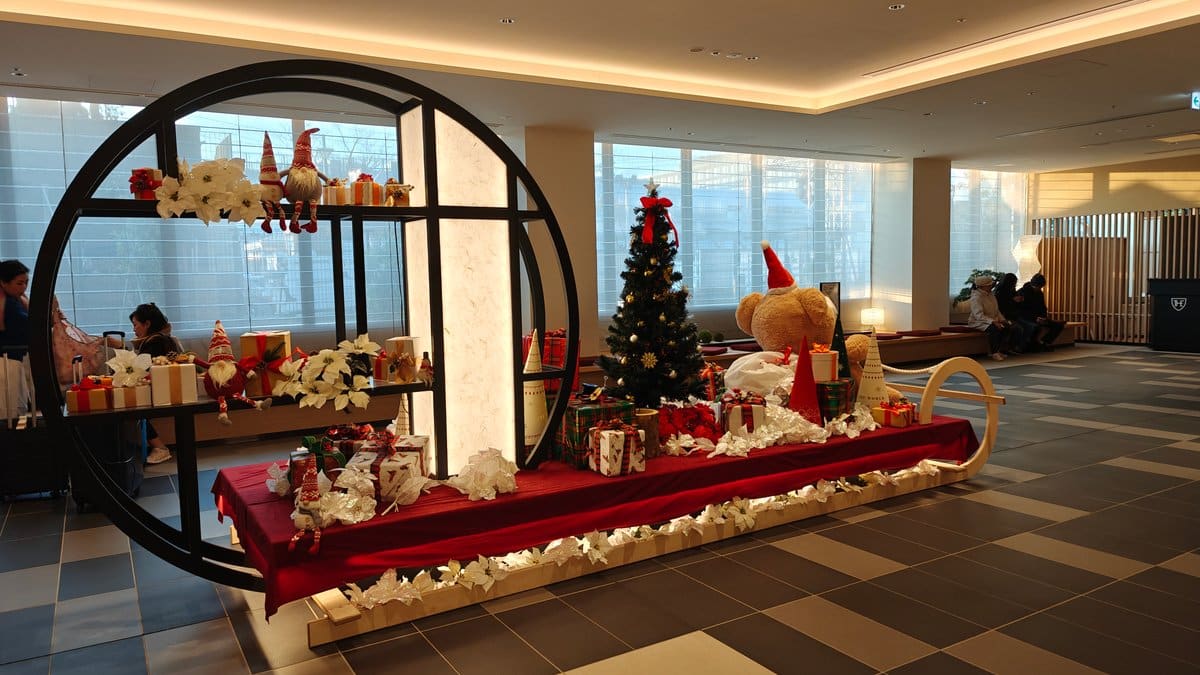 Hotel lobby Christmas tree sleigh