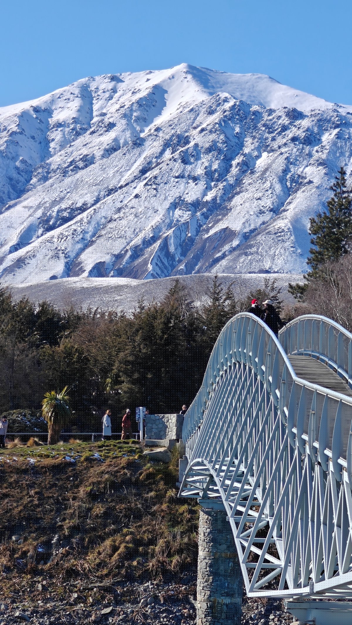 Lake Tekapo footbridge span
