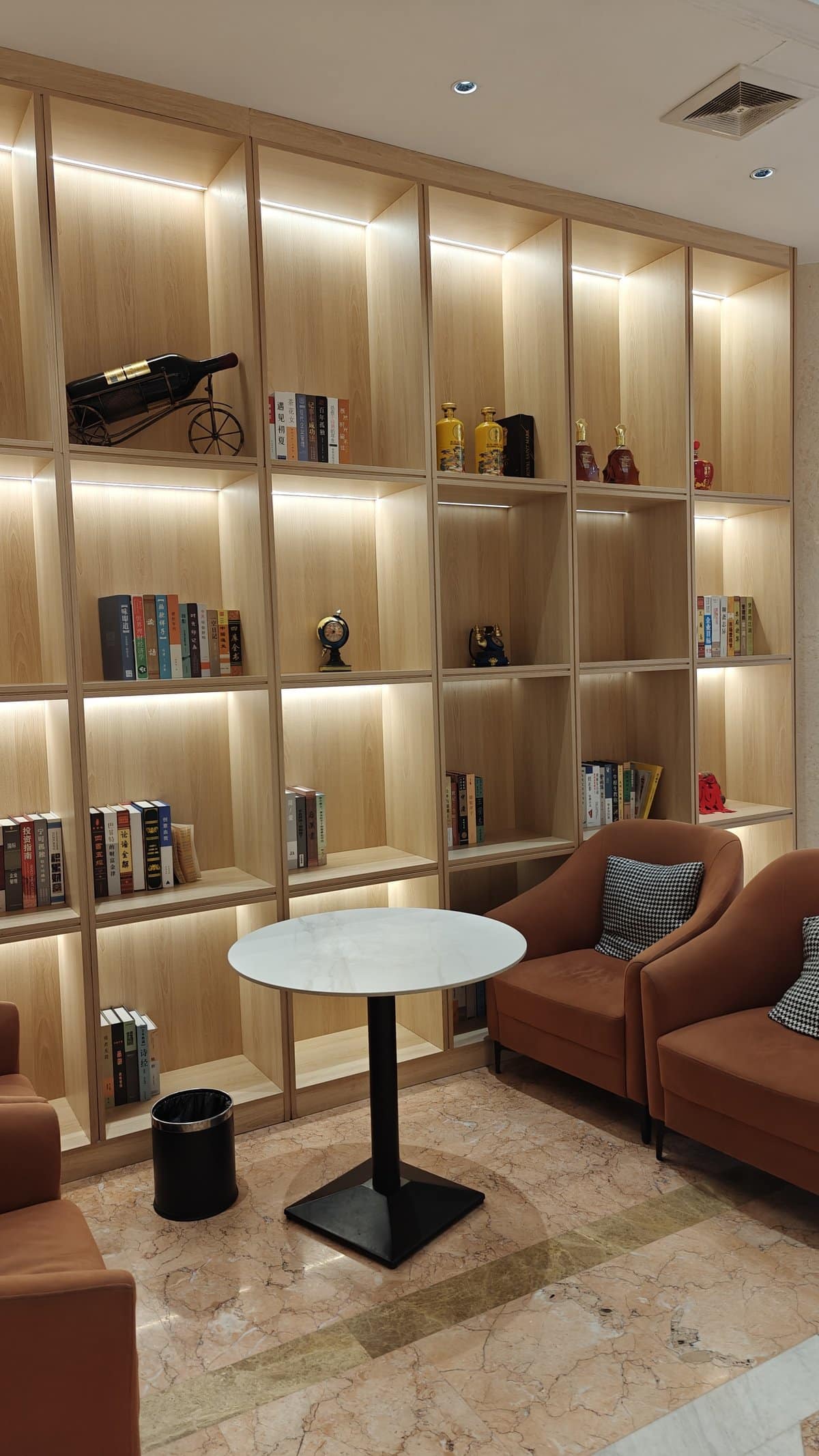 Lobby lounge decorative shelving