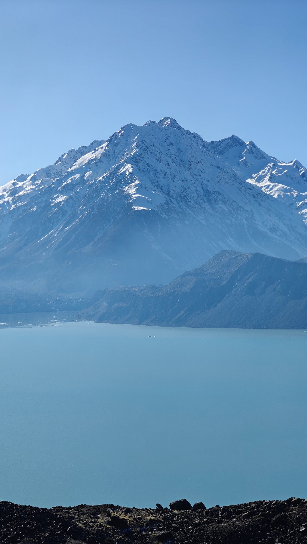 Mount Cook over Tasman Lake
