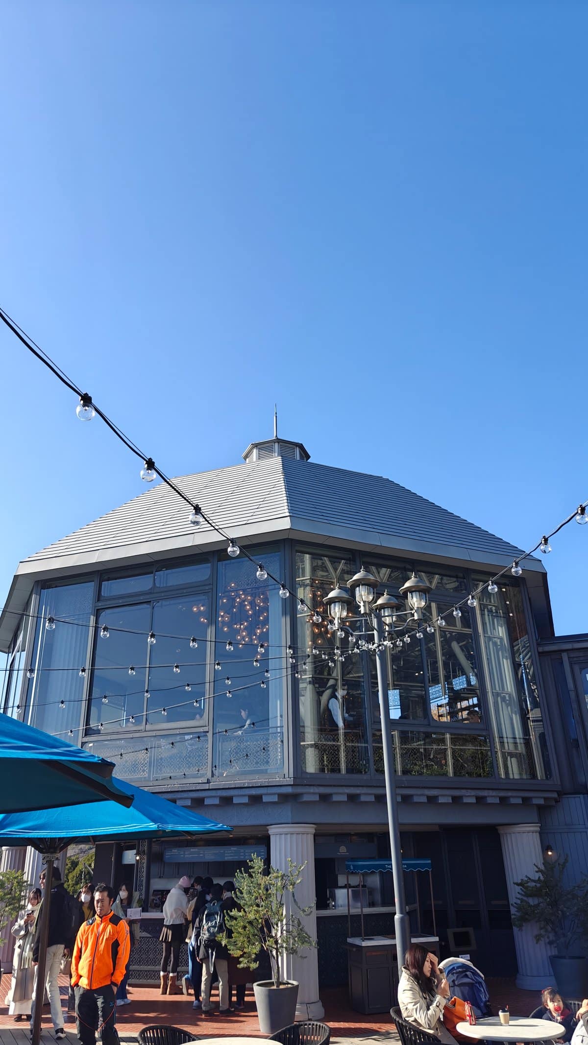 Octagonal glass-house cafe