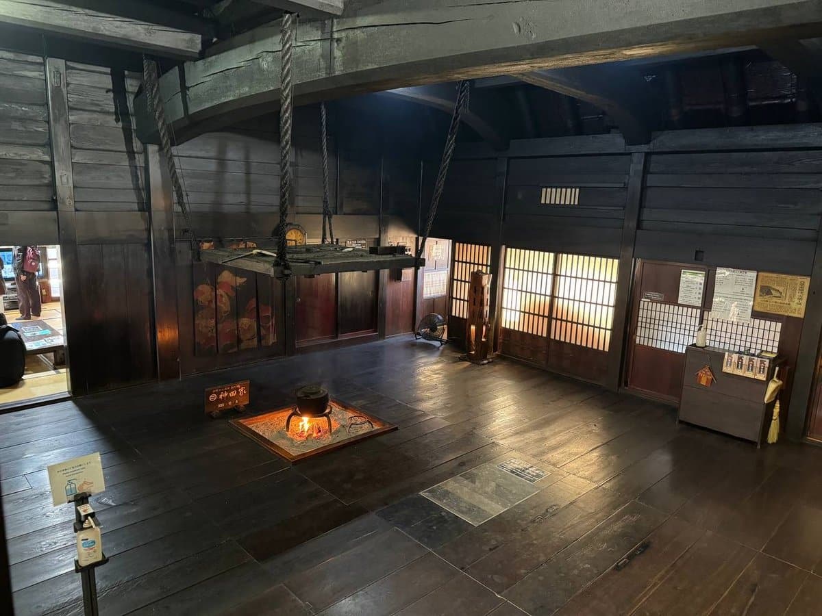 Open room with hearth hook