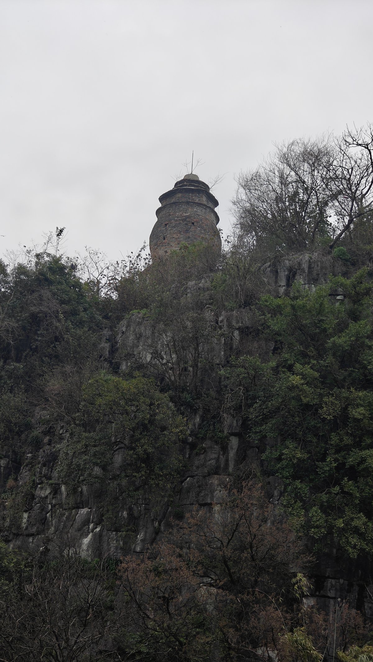 Pagoda (Puxian Pagoda) on top of rocky karst