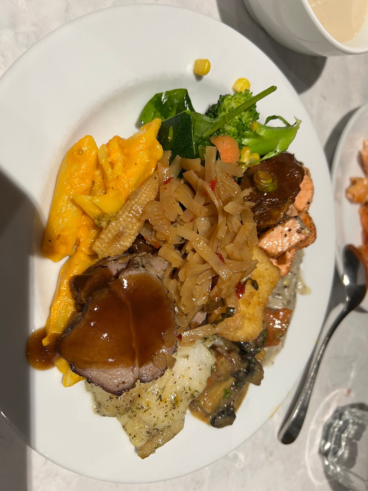 Roast plate Alpine Restaurant