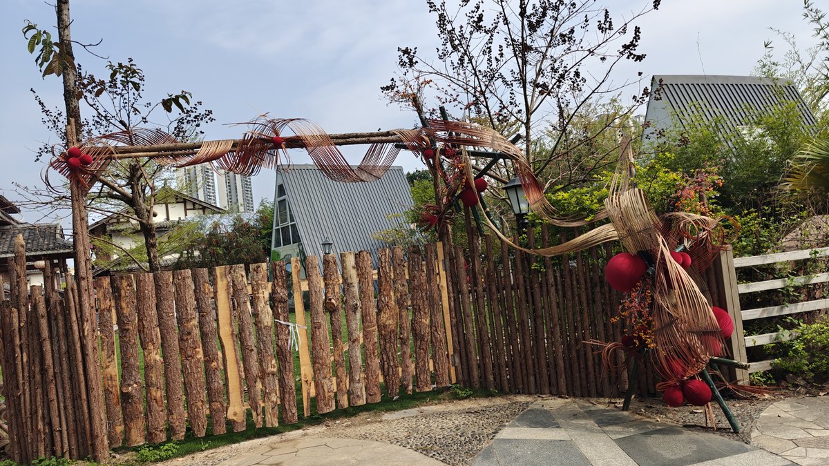 Rustic woven branch gate