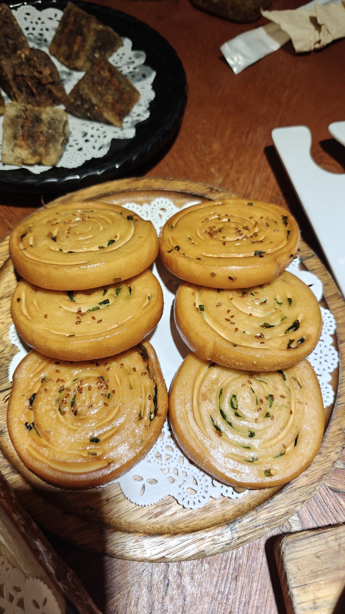 Scallion spiral flatbreads