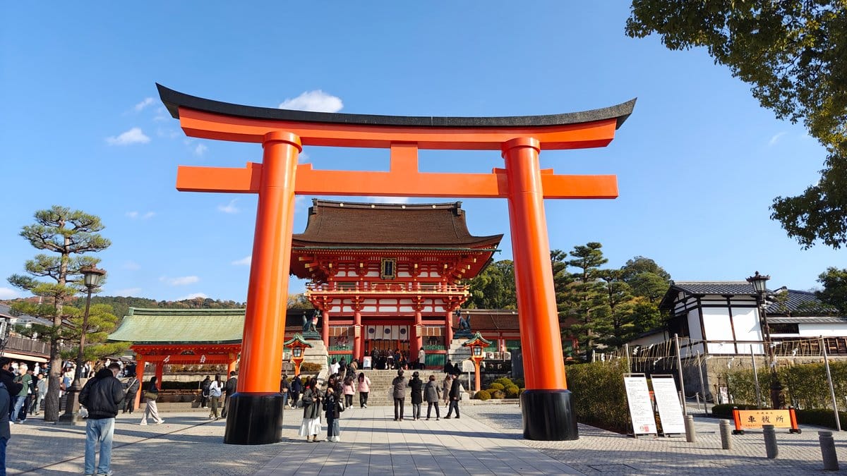 Second torii with the Romon gate visible beyond