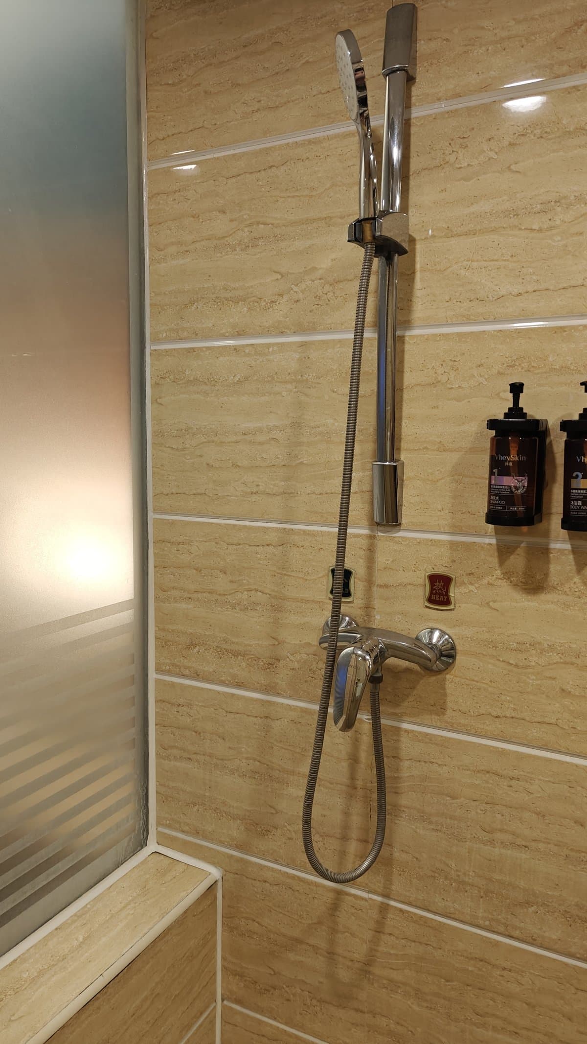 Shower with ViennaSkin dispensers