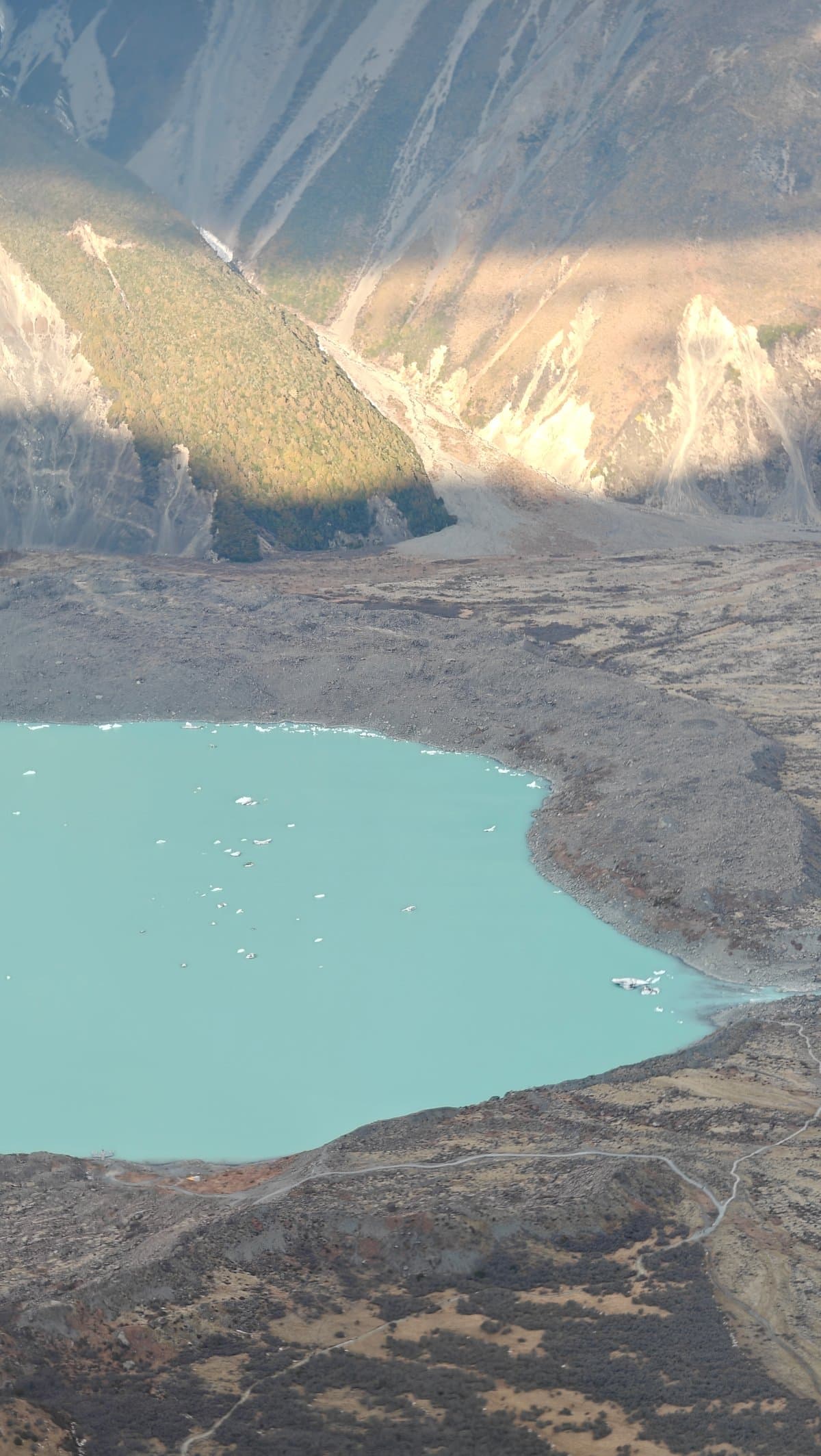 Tasman Lake icebergs aerial