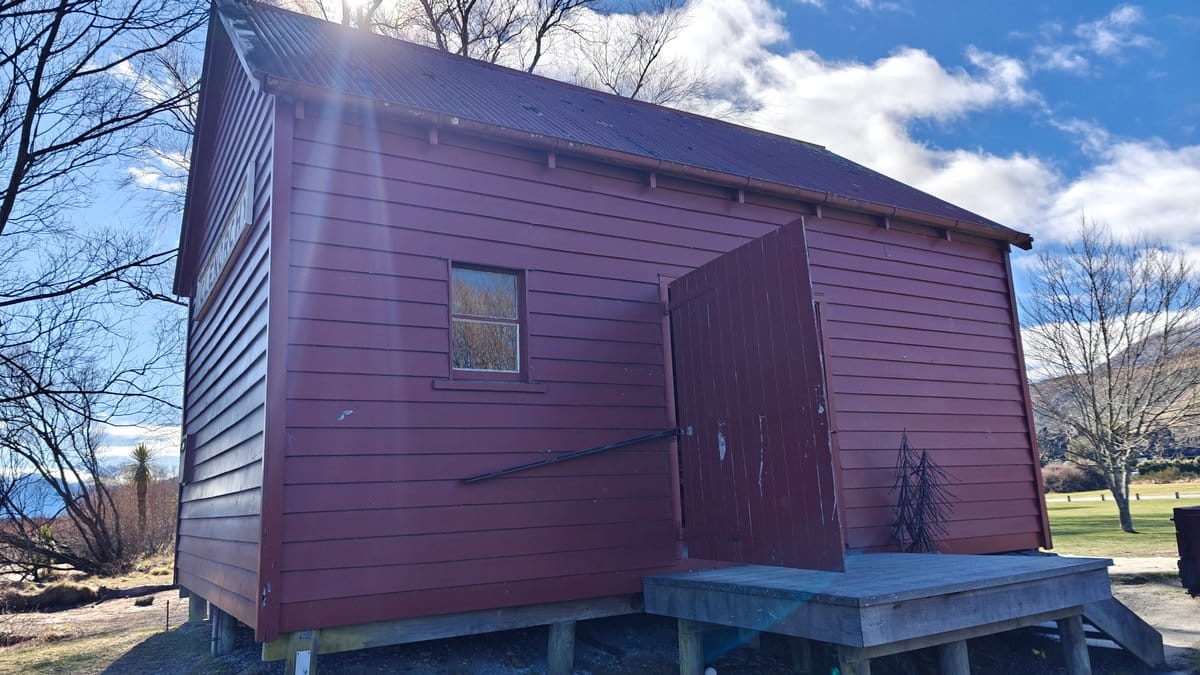 The red wharf shed seen from the rear/side