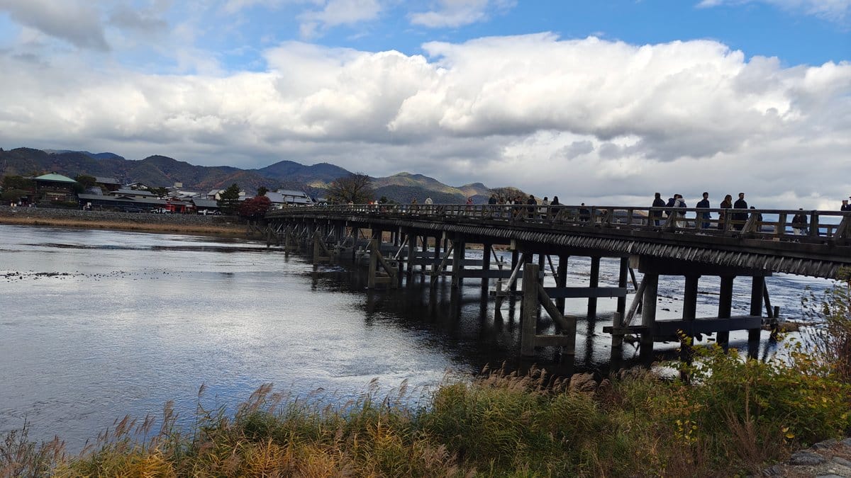 Togetsukyo Bridge river panorama