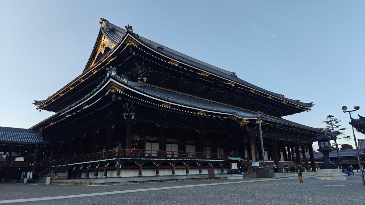 Twin temple halls plaza