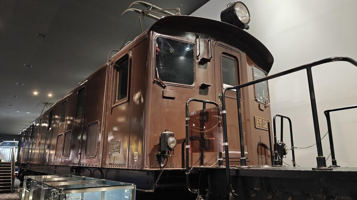 Vintage brown train in museum exhibit