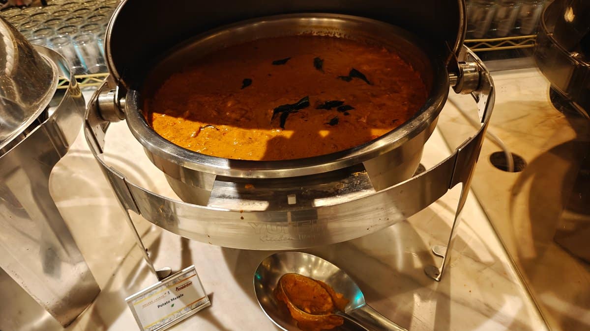 Annalakshmi potato masala curry