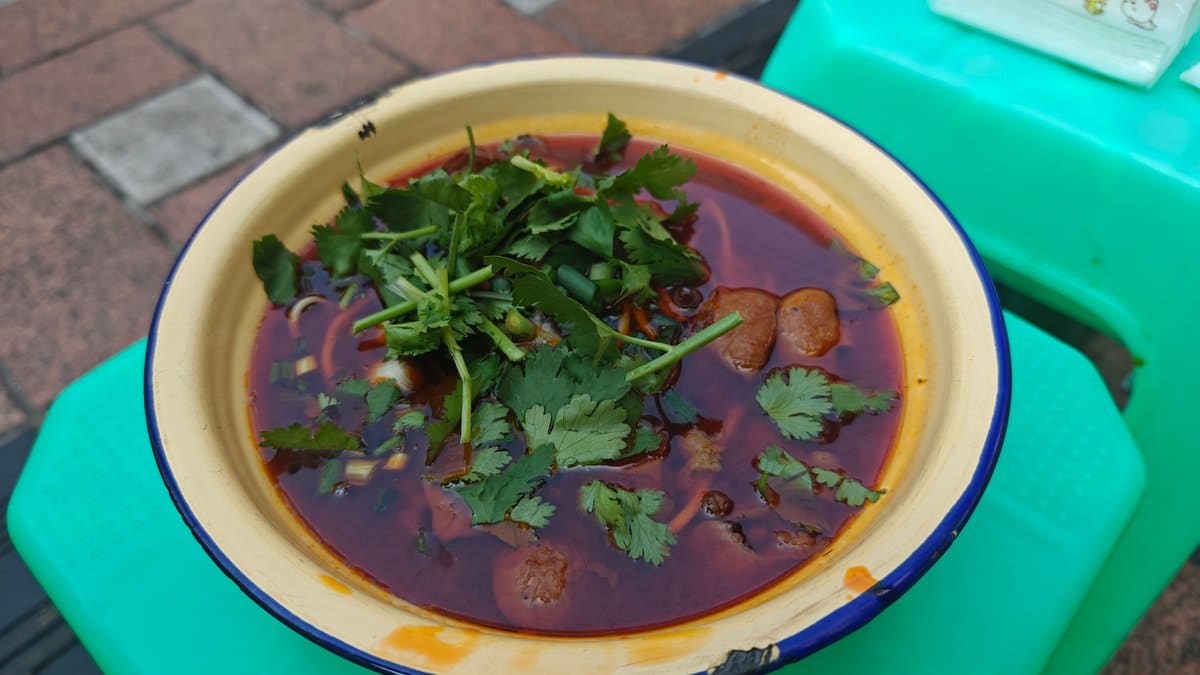 Chili-oil Chongqing noodles