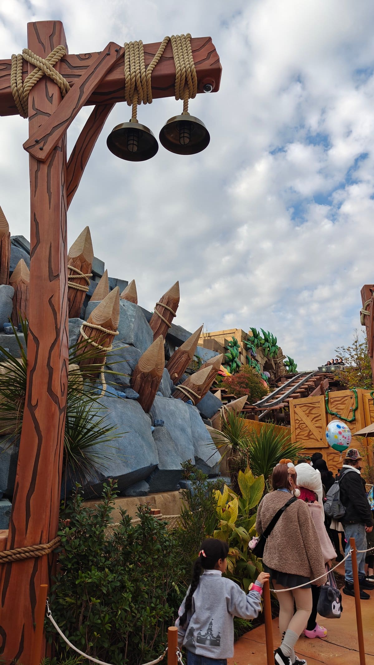 Donkey Kong Mine Cart entrance