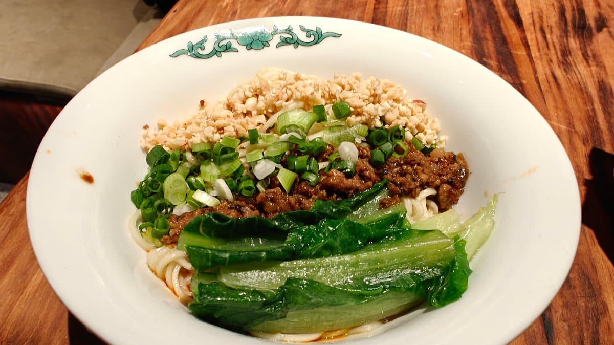 Evening Sichuan noodle bowl