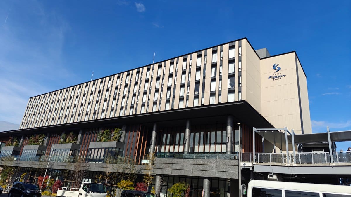 Exterior of Hotel Emion Kyoto under a blue