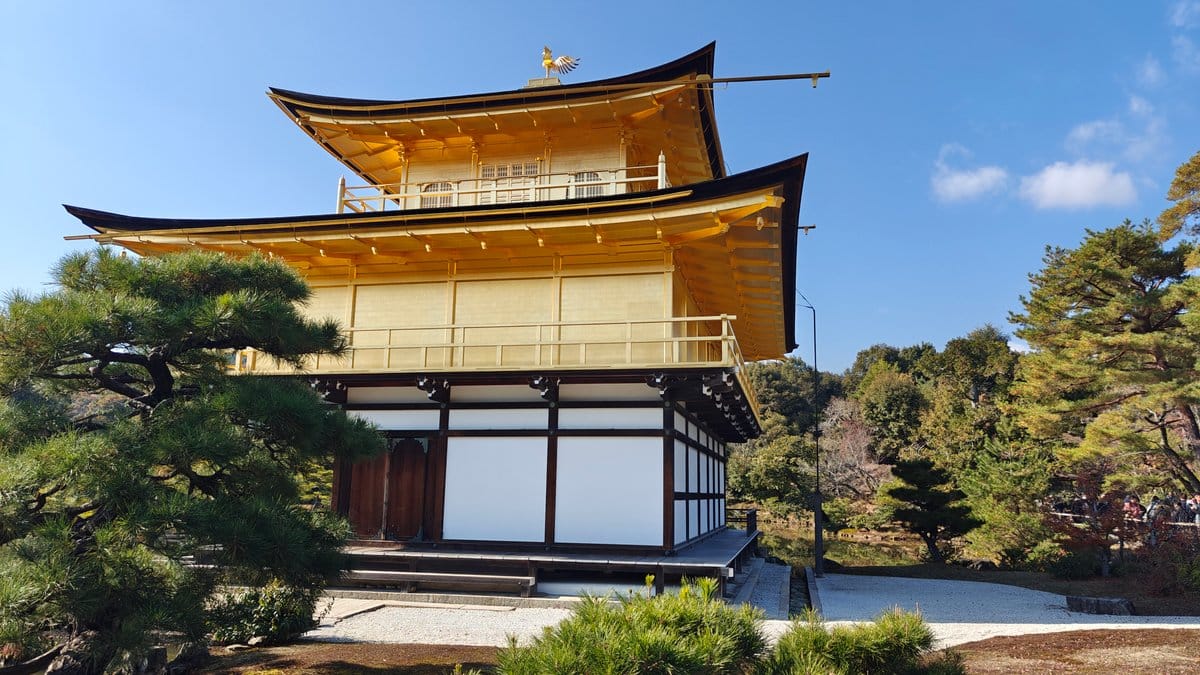 Golden upper floors close view