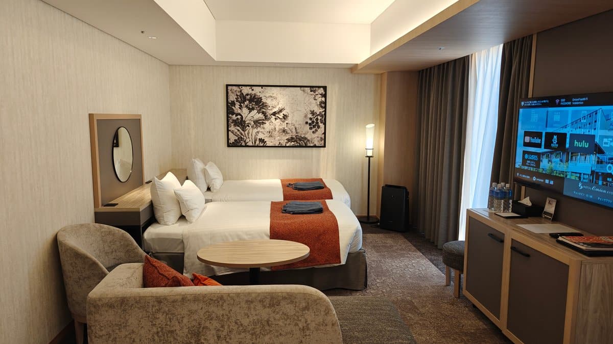 Guest room bed TV overview
