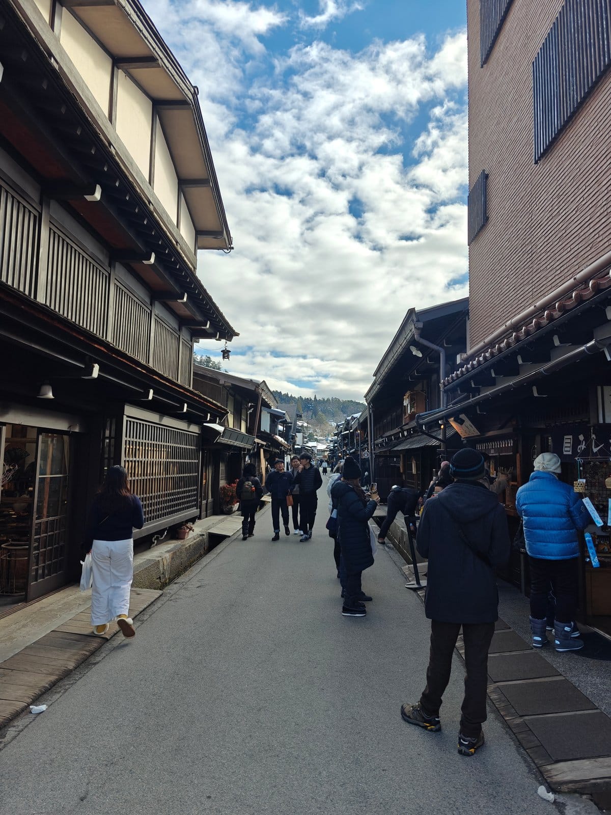 Machiya-lined Old Street vista