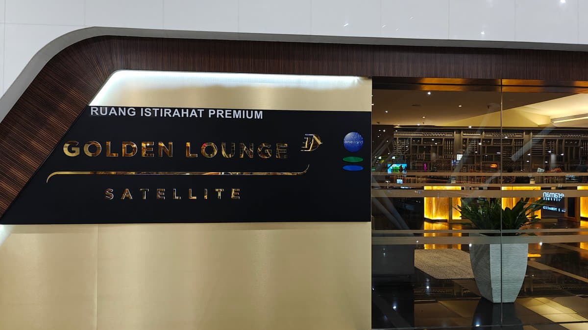 MAS Golden Lounge entrance sign