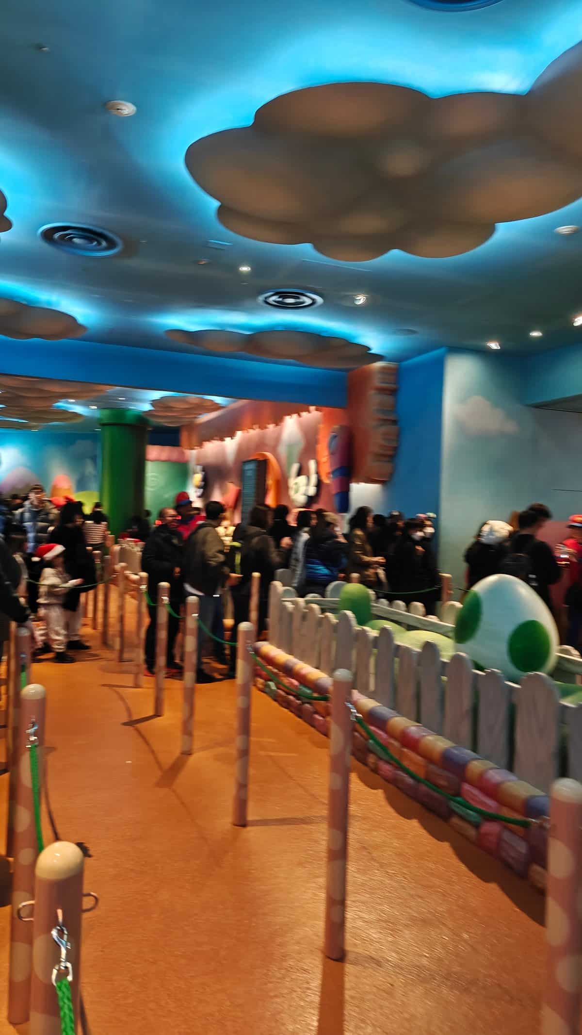 Yoshi's Adventure ride queue