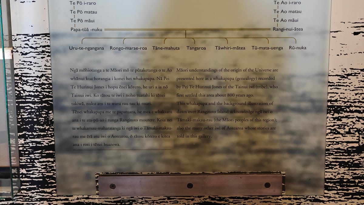 A text panel in te reo and English