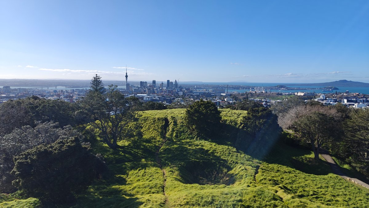 Auckland skyline and Sky Tower