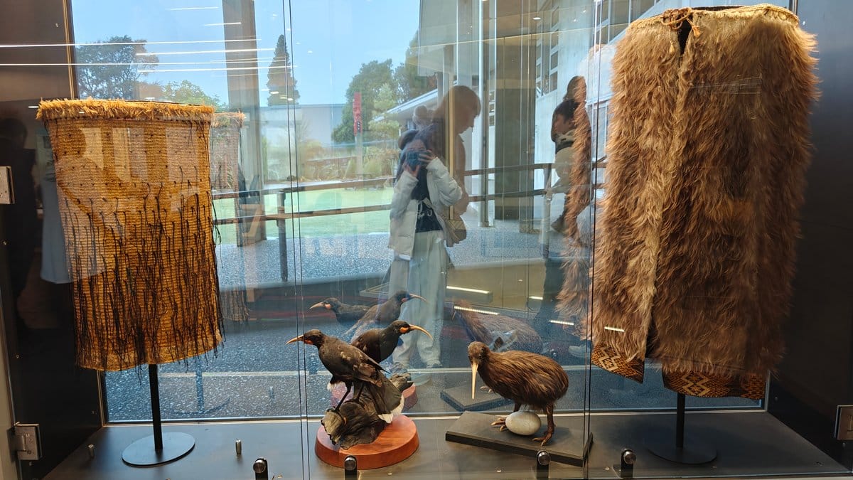 Korowai cloak and piupiu