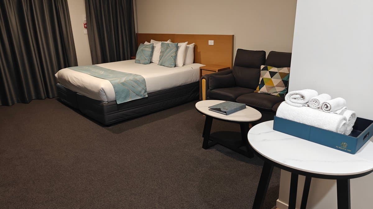 Living area with armchairs and table