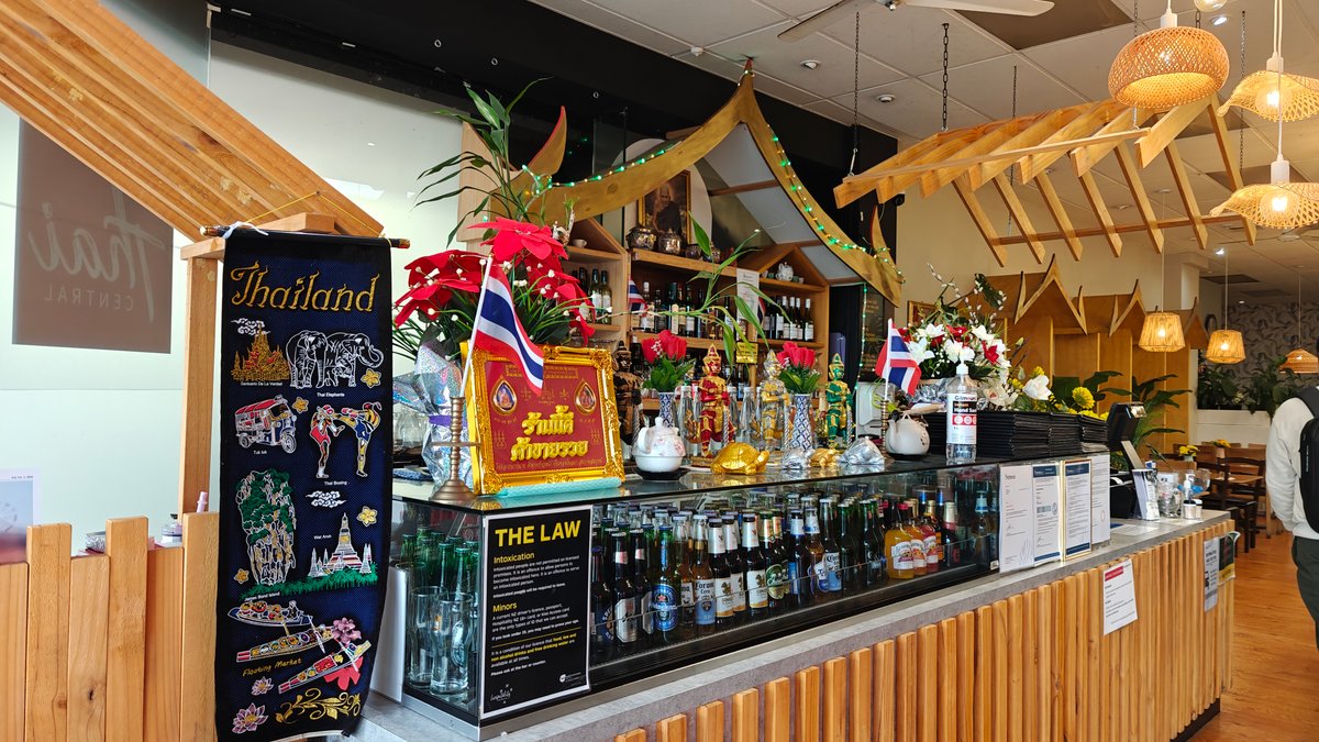 Service counter and drinks fridge