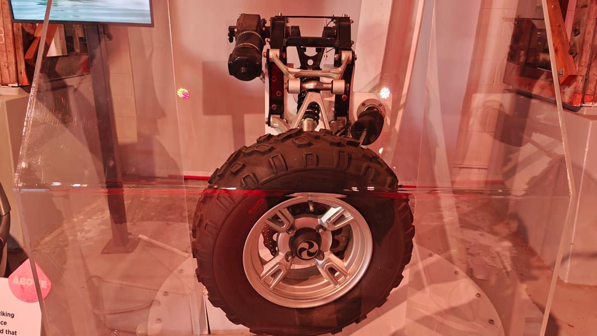 The amphibious vehicle's undercarriage with the wheel retracted