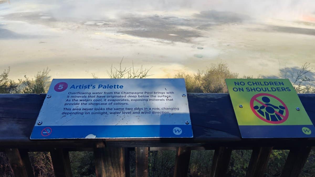 The Artist's Palette panel with a NO CHILDREN